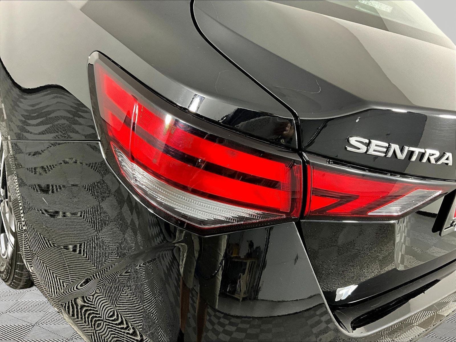 Certified 2025 Nissan Sentra SV FWD image 23