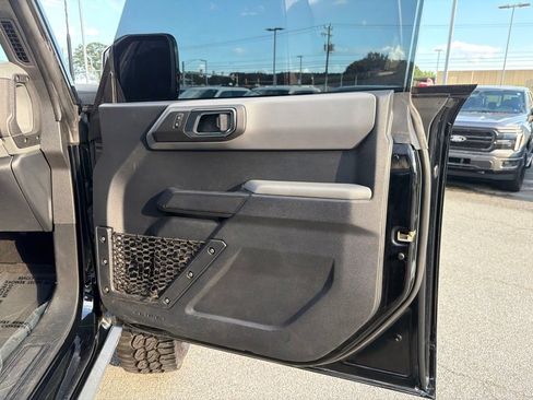 Used 2022 Ford Bronco 4-Door AWD/4WD image 24