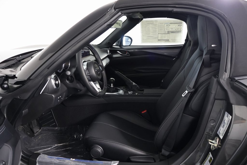 New 2026 MAZDA MX-5 Miata Grand Touring w/ Weather Package RWD image 3