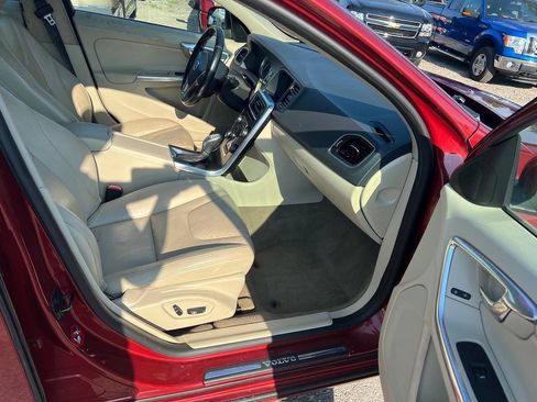 Used 2013 Volvo S60 T5 FWD image 5