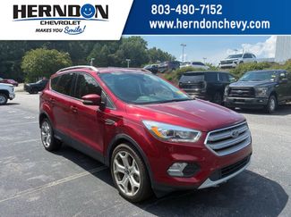 Used 2018 Ford Escape Titanium FWD video 1