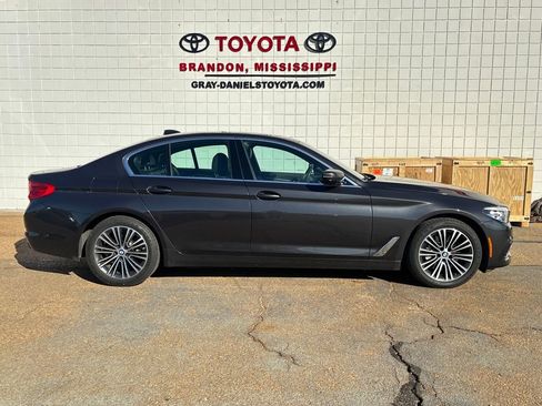 Used 2019 BMW 540i w/ Convenience Package image 1