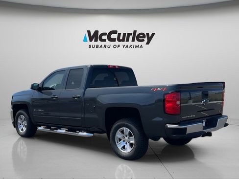 Used 2018 Chevrolet Silverado 1500 LT w/ All Star Edition AWD/4WD image 4