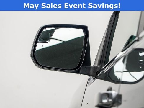 Used 2019 Chevrolet Colorado LT RWD image 14