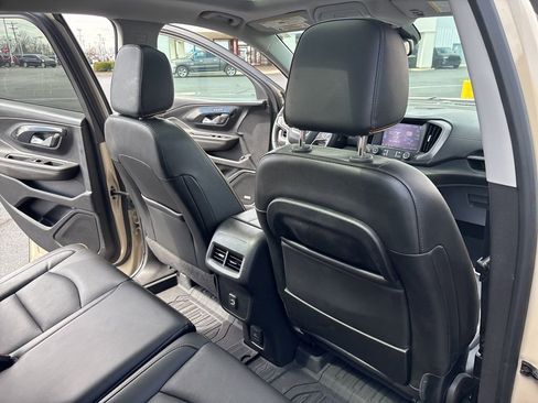 Used 2023 GMC Terrain AT4 w/ Infotainment Package II AWD/4WD image 28