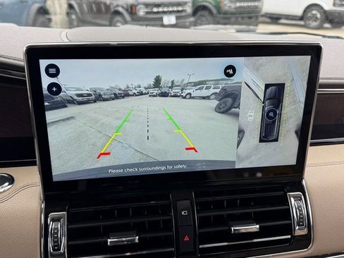 Used 2022 Lincoln Navigator L Reserve image 29