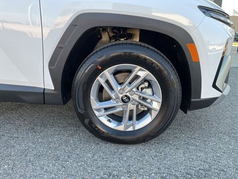 New 2026 Hyundai Tucson SE image 42