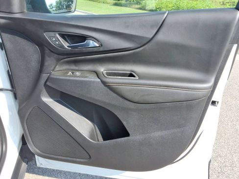 Used 2021 Chevrolet Equinox Premier FWD image 26