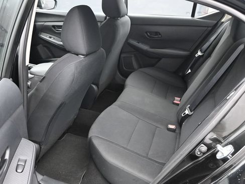 Used 2025 Nissan Sentra S FWD image 11