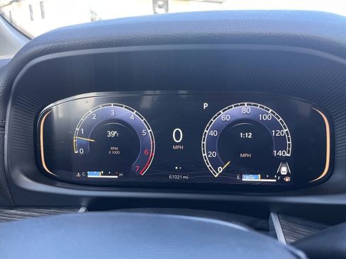 Used 2024 Jeep Wagoneer Series II w/ Flexible Seating Group image 20