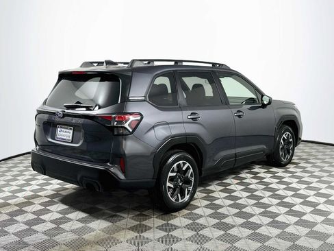Certified 2025 Subaru Forester Premium AWD/4WD image 7