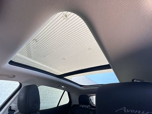 Certified 2023 Buick Envision Avenir FWD image 19