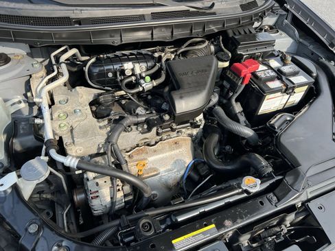 Used 2011 Nissan Rogue S AWD/4WD image 22