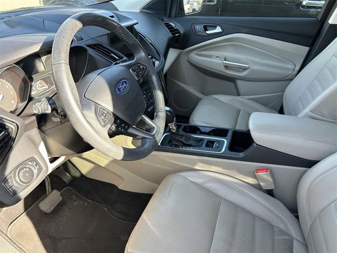 Used 2017 Ford Escape Titanium w/ Equipment Group 301A image 9