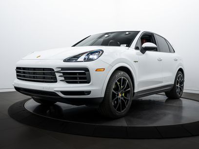 Certified 2022 Porsche Cayenne Platinum Edition