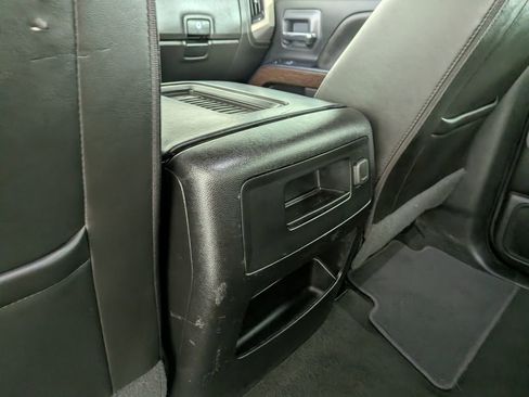 Used 2018 GMC Sierra 3500 Denali w/ Duramax Plus Package image 32