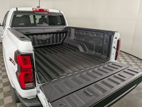 New 2026 Chevrolet Colorado Z71 w/ Technology Package AWD/4WD image 9