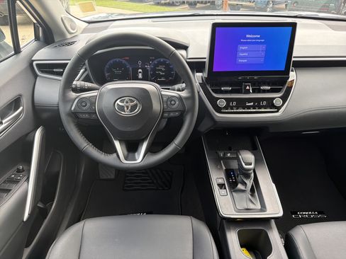 Used 2026 Toyota Corolla Cross XLE w/ Convenience Package AWD/4WD image 23