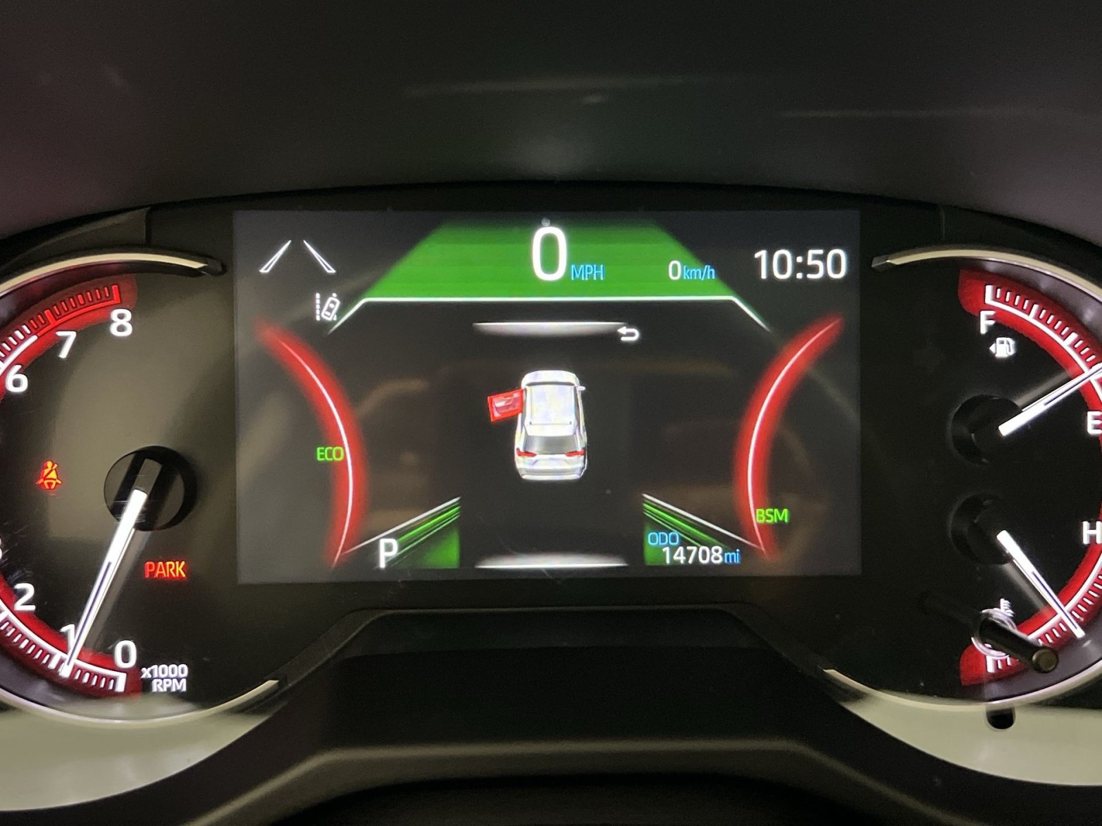 Used 2025 Toyota RAV4 XLE w/ Convenience Package FWD image 17