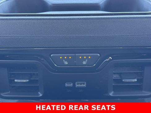 Used 2024 GMC Sierra 2500 AT4 w/ Technology Package image 23