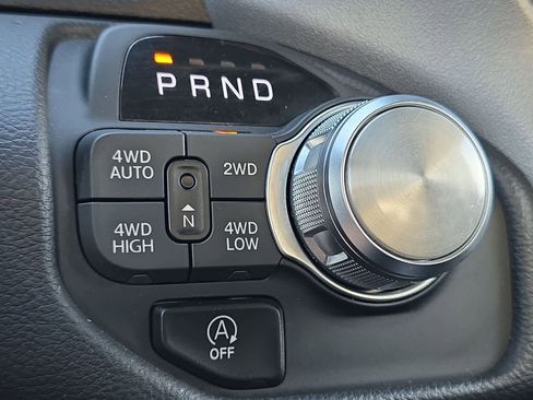 Used 2025 RAM 1500 Laramie AWD/4WD image 25