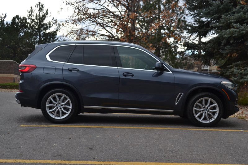 Used 2019 BMW X5 xDrive40i w/ Convenience Package AWD/4WD image 8