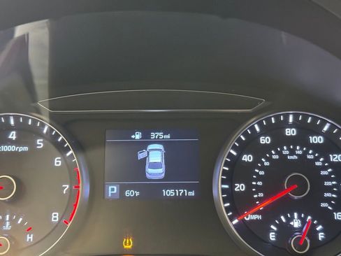 Used 2019 Kia Cadenza Technology image 31