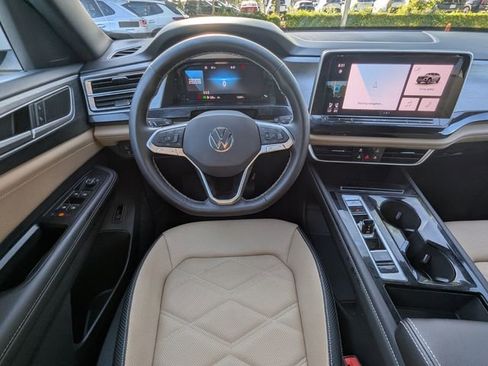 Certified 2026 Volkswagen Atlas Cross Sport SE FWD image 15
