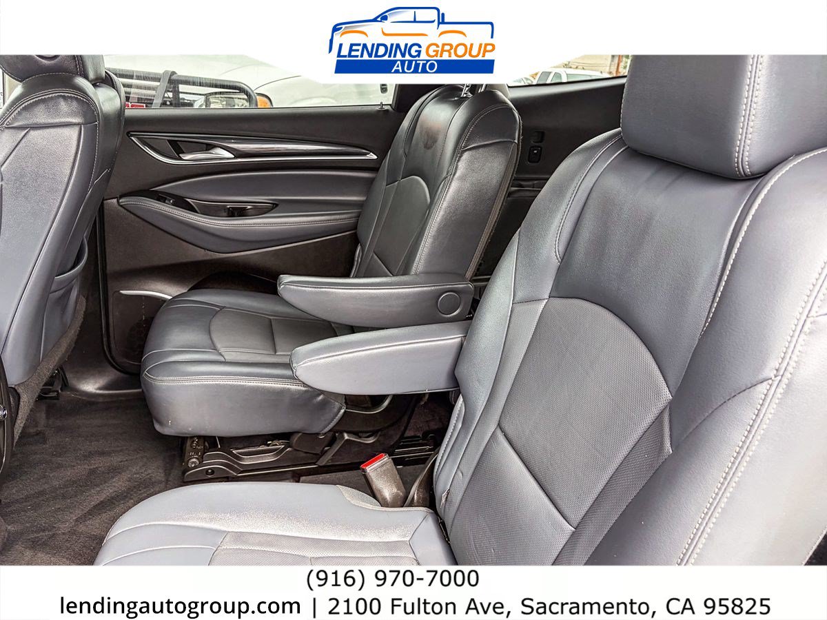 Used 2020 Buick Enclave Essence FWD image 17
