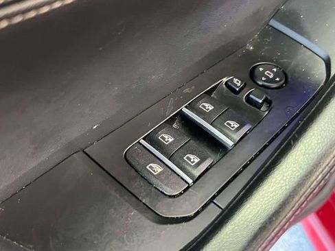 Used 2023 BMW X6 xDrive40i w/ M Sport Package AWD/4WD image 20