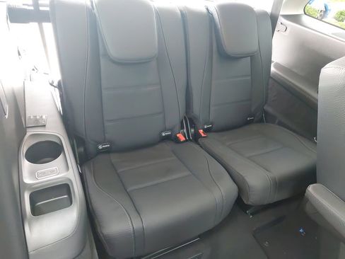 New 2025 Mercedes-Benz GLS 450 4MATIC image 12