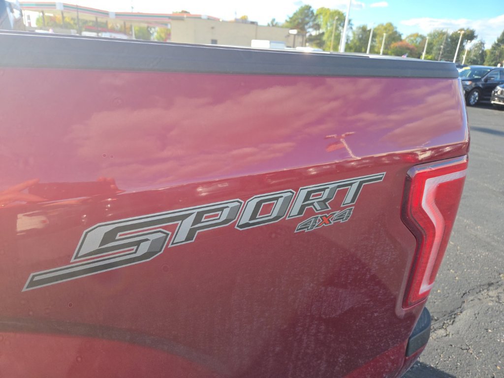 Used 2017 Ford F150 XLT w/ Equipment Group 302A Luxury AWD/4WD image 6