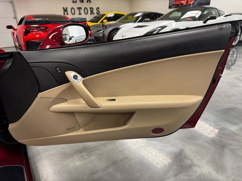 Used 2006 Chevrolet Corvette Convertible w/ Preferred Equipment Group RWD image 50