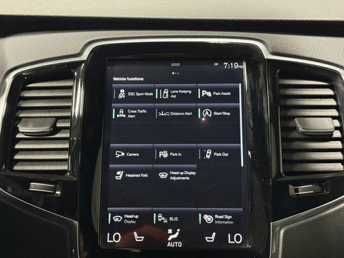 Used 2017 Volvo XC90 T6 Momentum w/ Vision Package AWD/4WD image 38