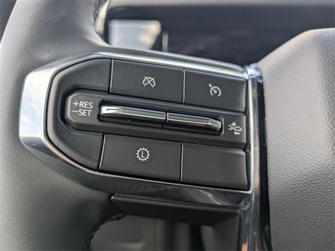 New 2025 GMC Yukon XL Denali w/ Sun & Power Step Package image 33