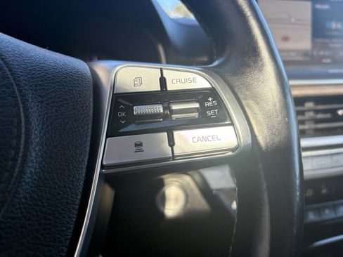 Used 2020 Kia Telluride SX w/ SX Prestige Package image 12