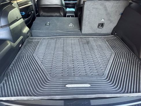 Used 2025 Jeep Wagoneer S Limited image 17