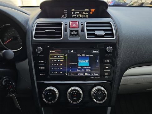 Used 2018 Subaru Forester 2.5i Premium w/ All-Weather Package image 20