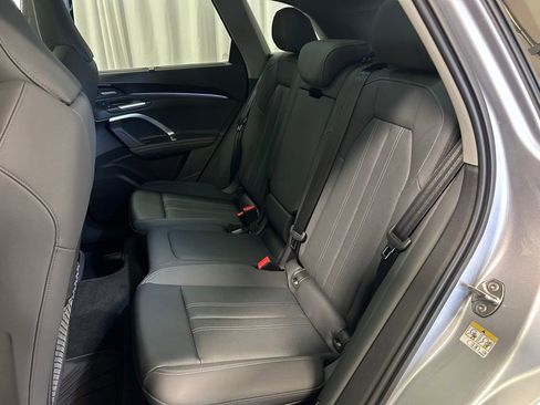 Certified 2025 Audi Q5 Premium w/ Premium Plus AWD/4WD image 19