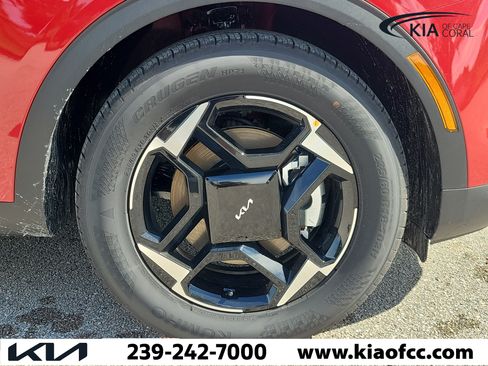New 2027 Kia Sportage EX FWD image 7