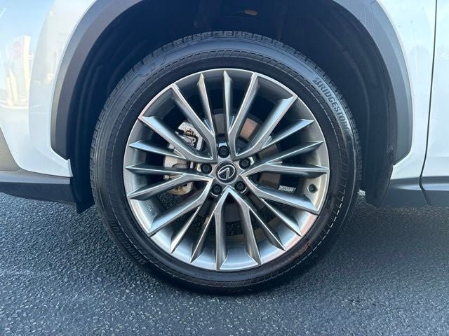 Used 2025 Lexus NX 350h AWD w/ Accessory Package (2T) image 6