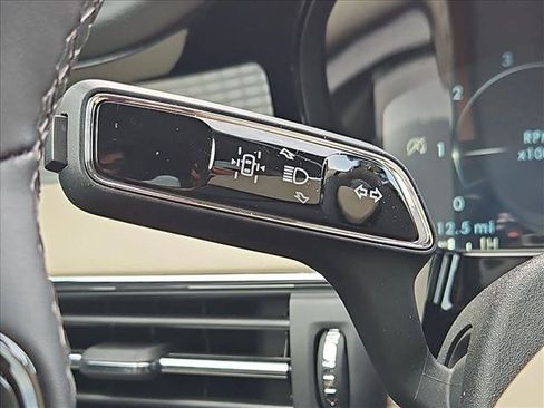 Used 2026 Lincoln Corsair Premiere FWD image 16