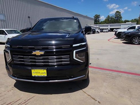 Certified 2025 Chevrolet Tahoe High Country RWD image 3
