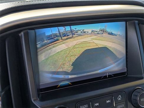 Used 2018 GMC Canyon Denali image 23