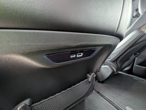 New 2026 Chrysler Pacifica Select w/ S Appearance Package FWD image 32