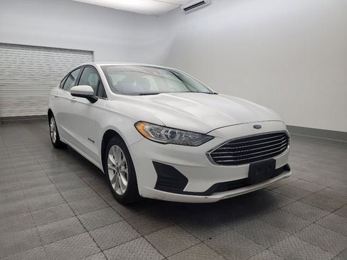 Used 2019 Ford Fusion SE image 13