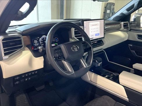 Used 2023 Toyota Tundra Capstone image 4