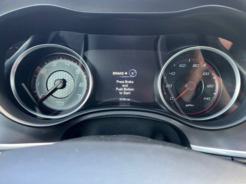 Used 2022 Dodge Charger SXT RWD image 20