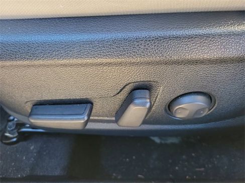 Used 2021 Kia Seltos EX image 21