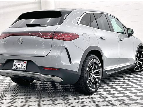 Used 2026 Mercedes-Benz EQE 320+ SUV image 10